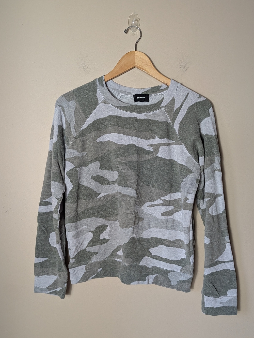 Monrow Womens Supersoft Camo Crew Neck Pullover Sweatshirt Green Gray Small